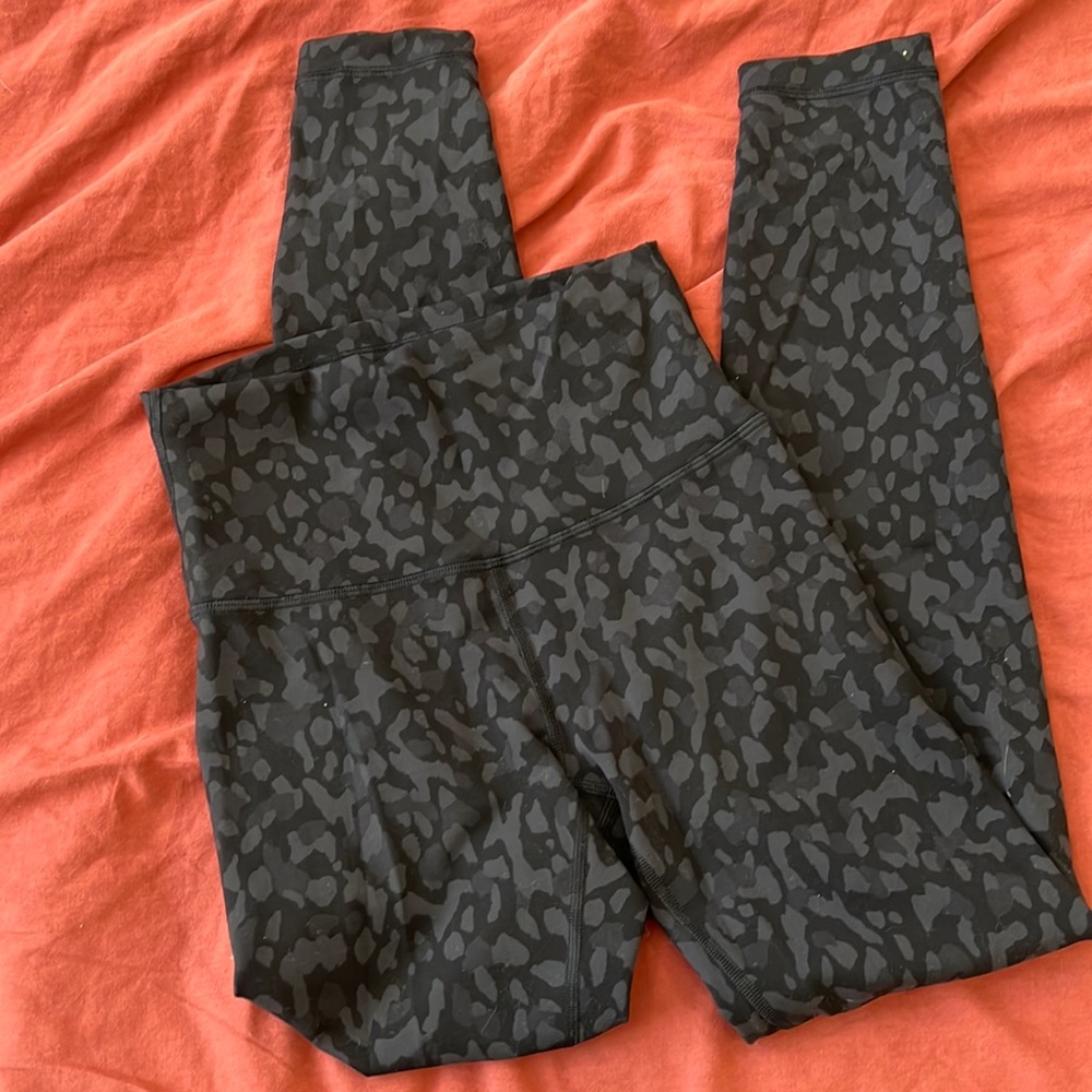 Lululemon Train Leggings, Camo